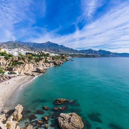 Apartament Colon Nerja Zewnętrze zdjęcie