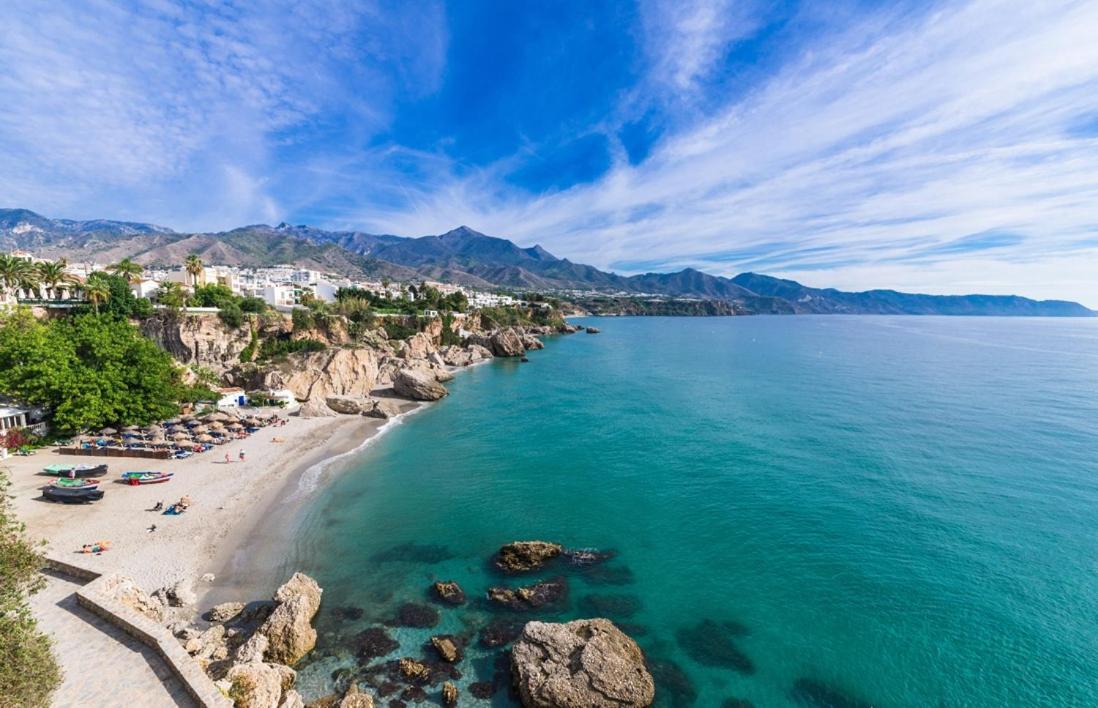 Apartament Colon Nerja Zewnętrze zdjęcie